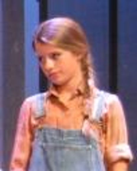 Emma Parkinson Headshot