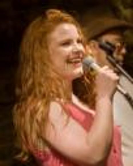 Rachel Bahler Headshot