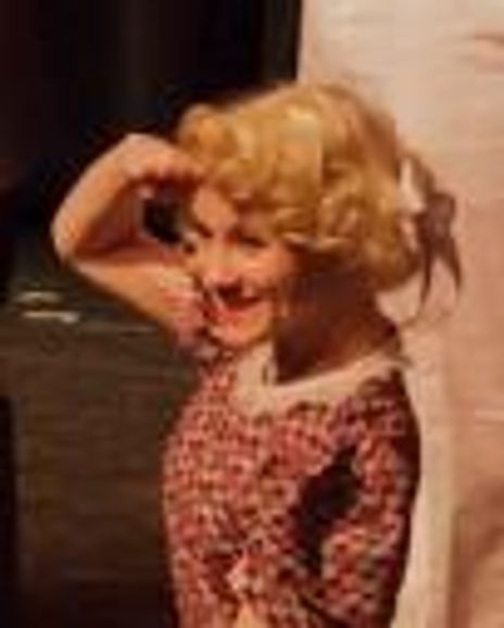 Olivia Adams Headshot