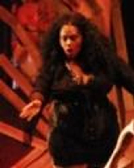 Sasha Smith Headshot