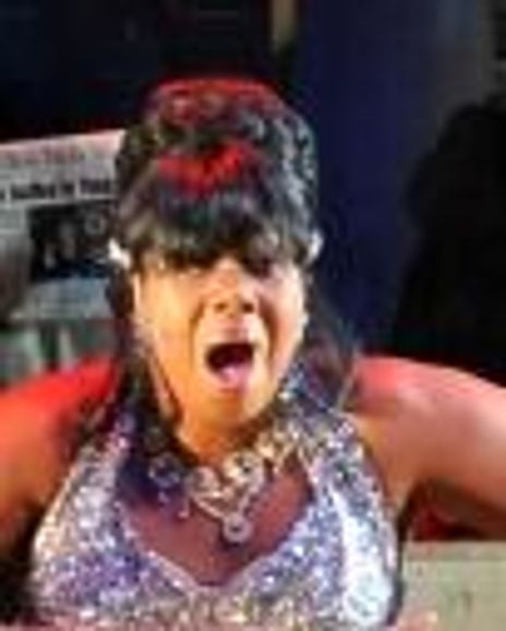 Eboni Fondren Headshot