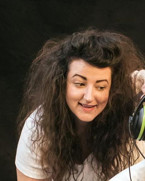 Tara Sissom Headshot