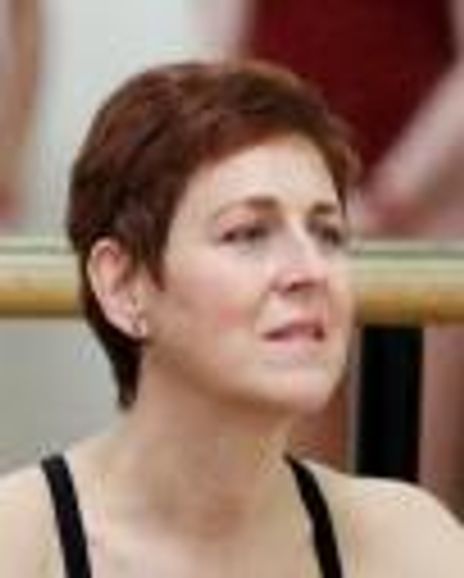 Julie Branam Headshot