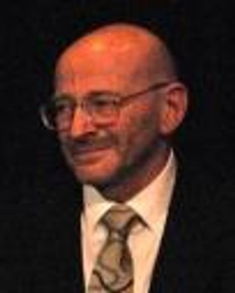 Roy Sander Headshot
