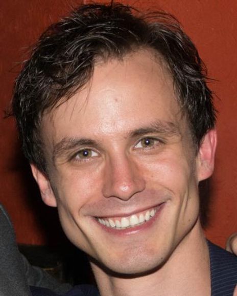 Robert Mammana Headshot