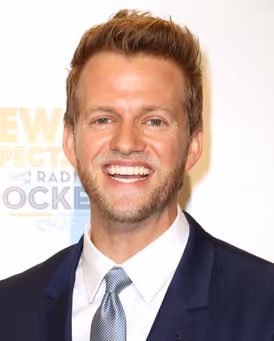 Jeff Pew Headshot