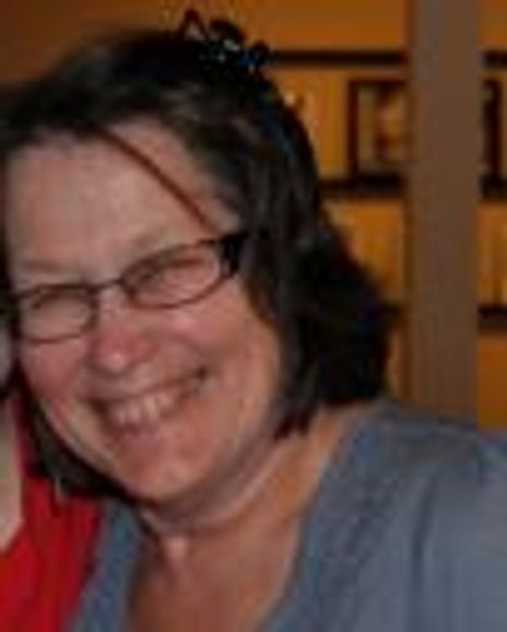 Patti Roeder Headshot