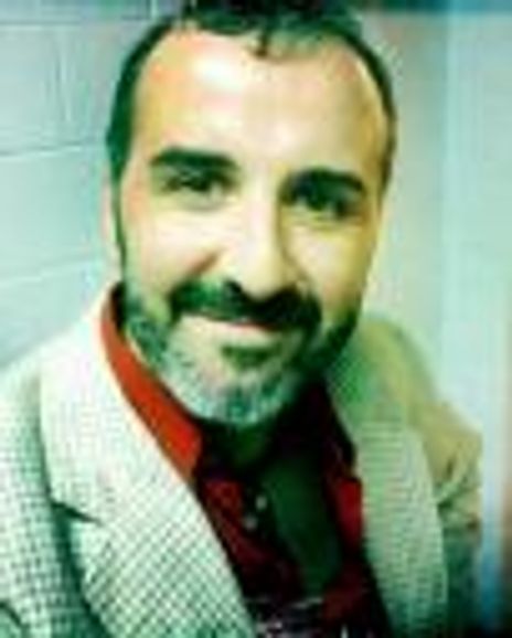 Esteban Oliver Headshot