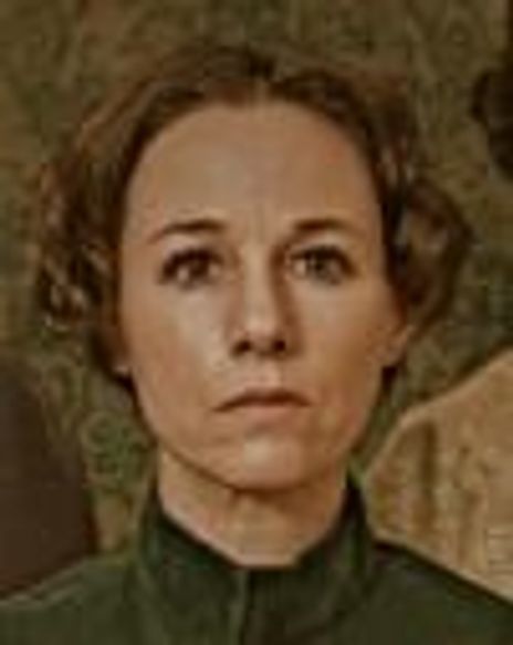 Theresa Reid Headshot