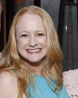 Megan Loomis Headshot