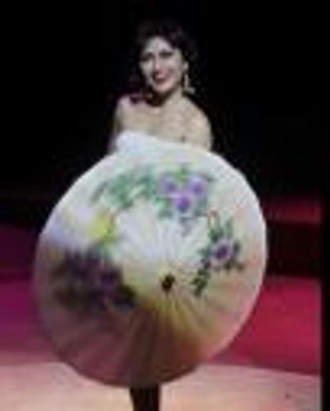 Angeli Bayani Headshot