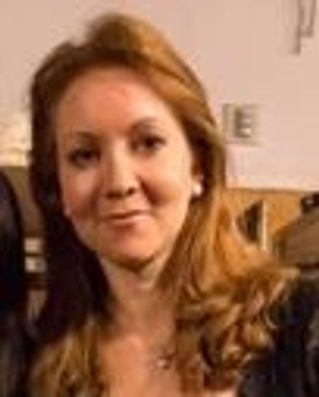 Elizabeth Dyson Headshot