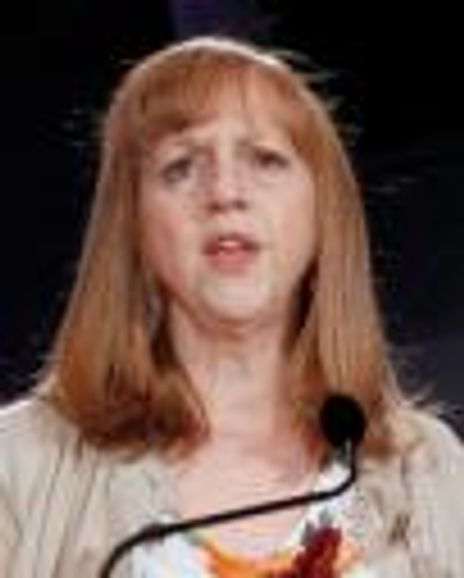 Rebecca Paller Headshot