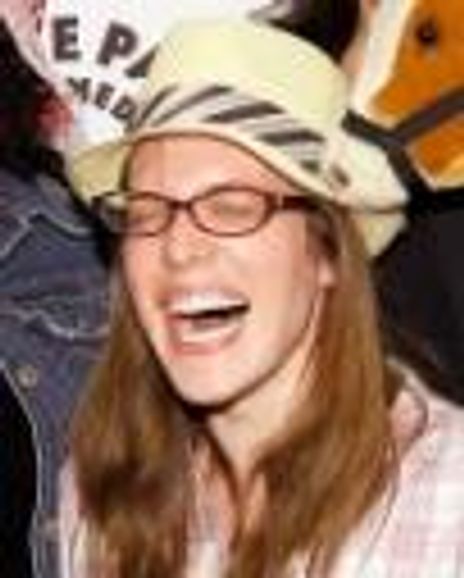 Leslie Gold Headshot