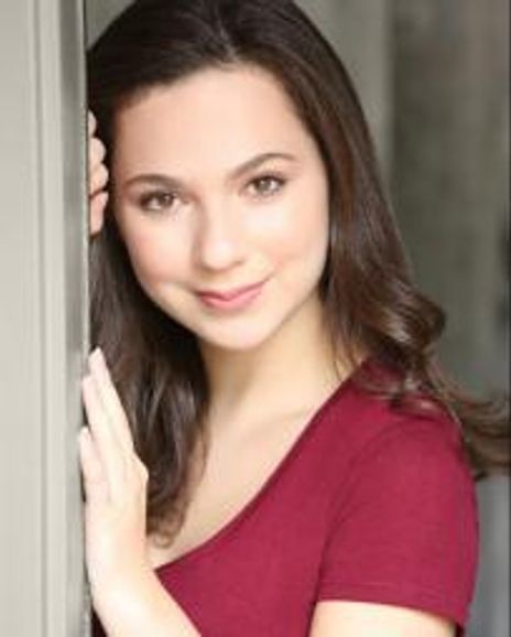 Rebecca Lynn Goldfarb Headshot