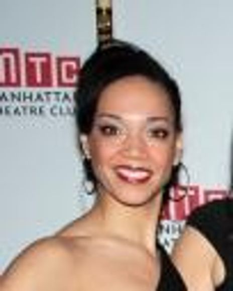 Manoly Farell Headshot