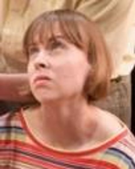 Helen Harvester Headshot