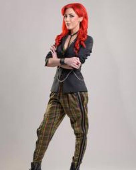 Hollie England Headshot