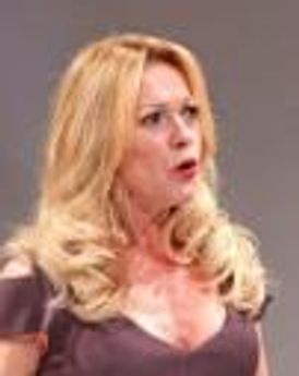 Ruth Everett Headshot