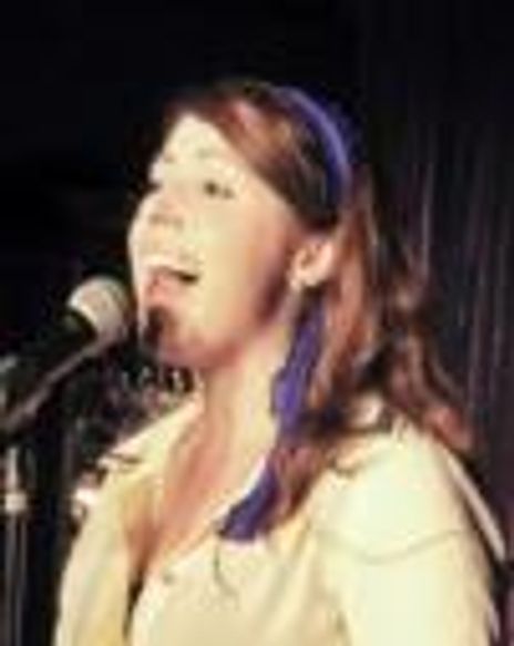 Phoebe Fildes Headshot