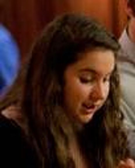 Danielle Diamond Headshot