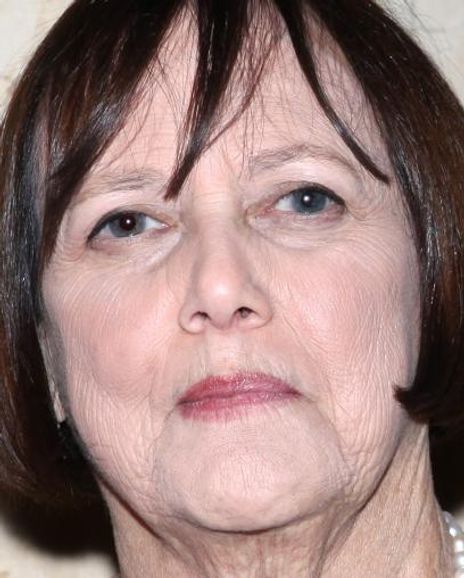 Barbara Warner Howard Headshot