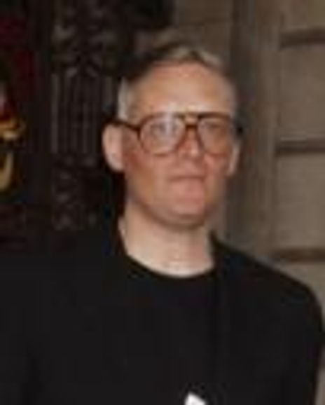 Giles Deacon Headshot