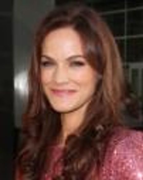 Kelley Overton Headshot