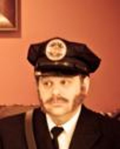 Sasha Olinick Headshot