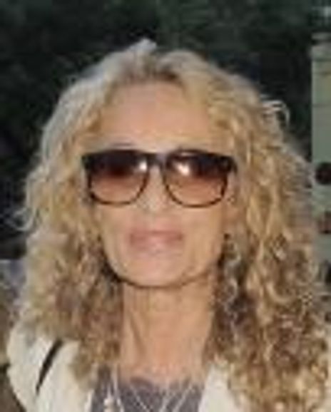 Ann Dexter Jones Headshot