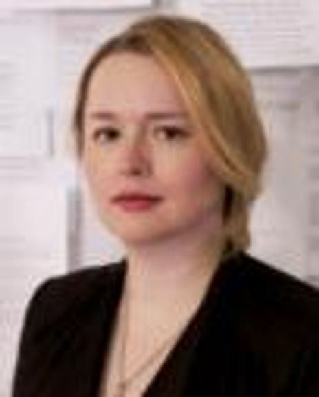 Meg Miroshniik Headshot