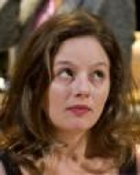 Nicole Wiesner Headshot