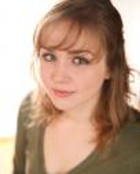 Stephanie Roetzel Headshot