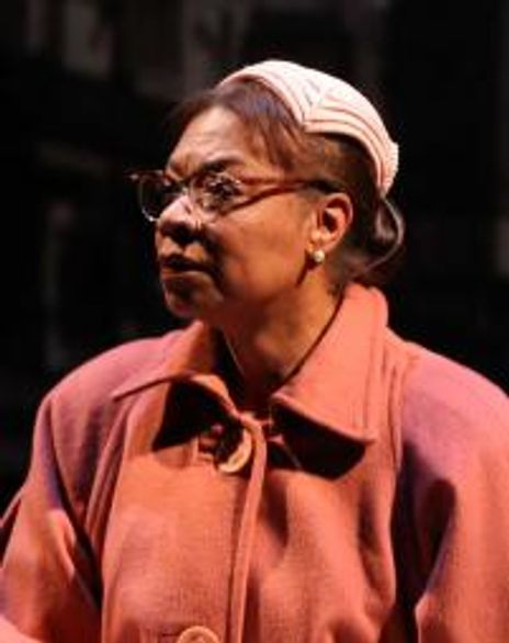 Cynthia Clarey Headshot