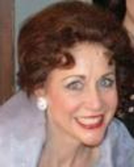 Sue Buzzard Headshot