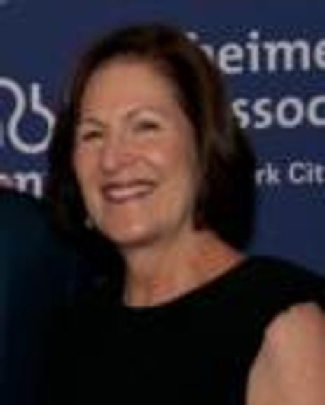 Lou-Ellen Barkan Headshot