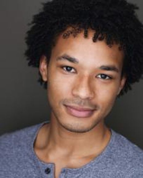 Damian Barray Headshot