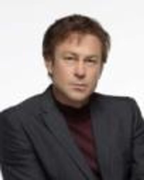 Grant Bowler Headshot