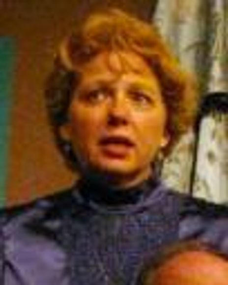 Theresa Swartz Headshot