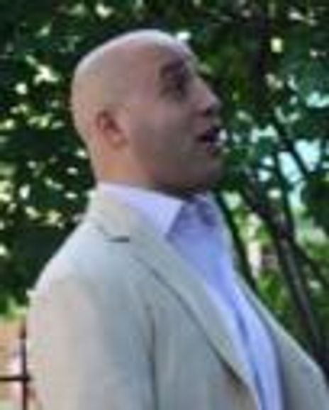 Tony Raymond Headshot