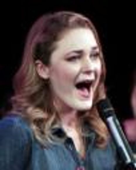 Maddy Trumble Headshot