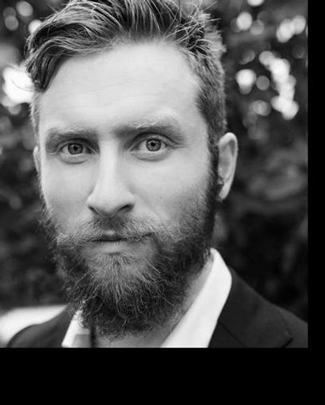 Jonathan MacMillan Headshot