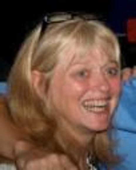 Katie Mac Kenzie Headshot