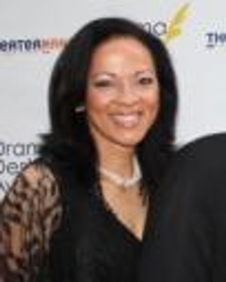 Sonya Owczarek Headshot