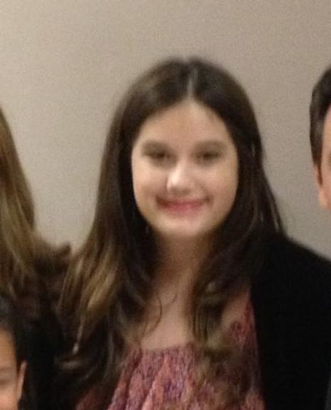 Ella Travolta Headshot