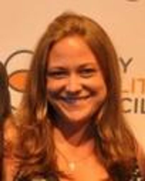 Ella Robinson Headshot