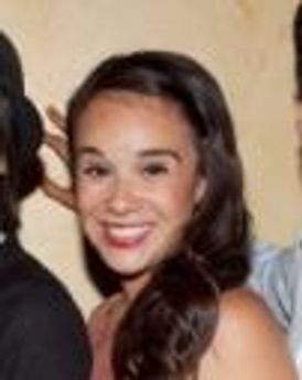 Carmen Zilles Headshot