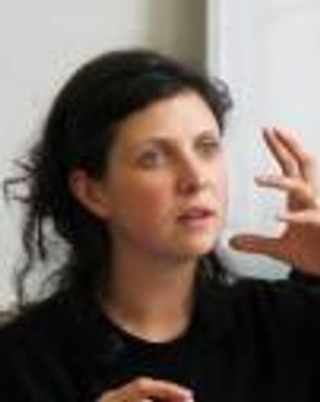 Caroline Horton Headshot