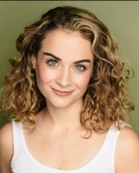 Chelsea Cree Groen Headshot