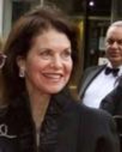 Sherry Landsing Headshot